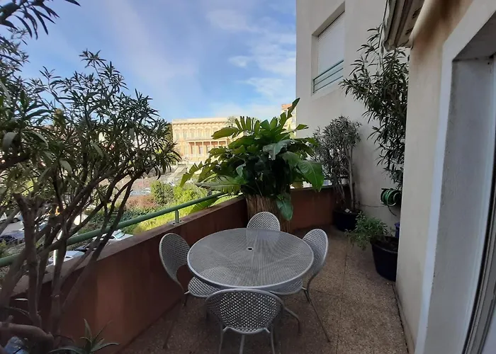 Joli Apartment