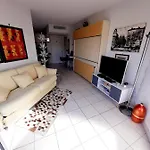 Joli